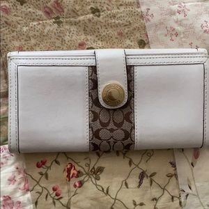 Coach cream wallet